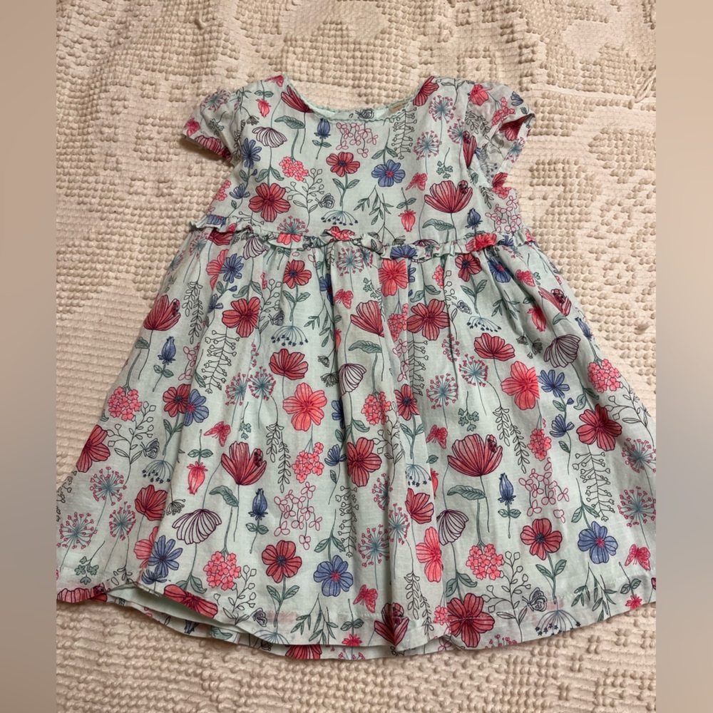 Bundle of baby girl dresses and clothes 18mo - Picture 2 of 16